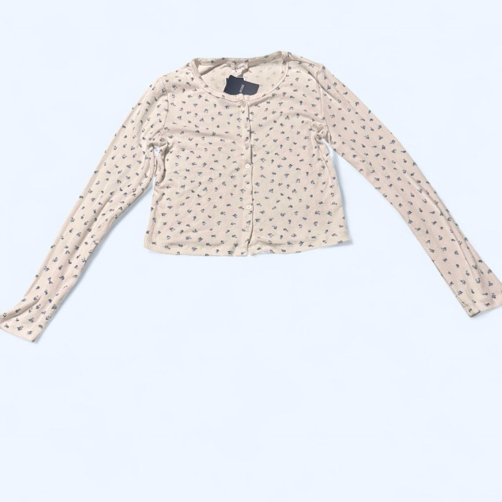 White Floral Long Sleeve Cardigan.  New with tags.  Size Large